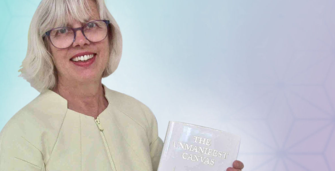 Anna Bonshek - The Unmanifest Canvas Blog Image