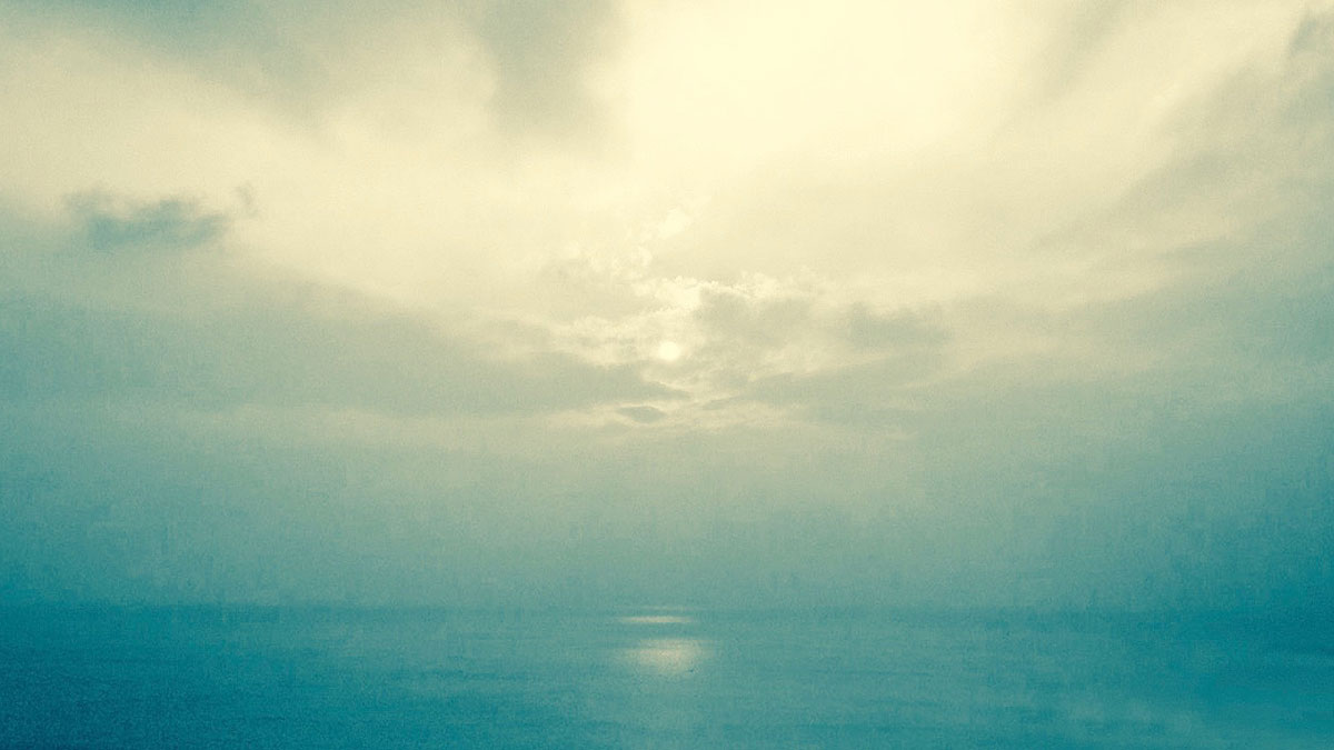 Former Royal Literary Fund Fellow, Poetry Society poet-in-residence and TES Guest Poet, Dr. Cliff Yates explains what drew him to poetry – the distinctive value of silence in the process of writing. This inspiration led him to not only develop and hone his skills as a highly regarded poet, but to teach and inspire others to locate the field of infinite silence in consciousness, the source of all creative expression, which is directly experienced through practice of the Transcendental Meditation technique.